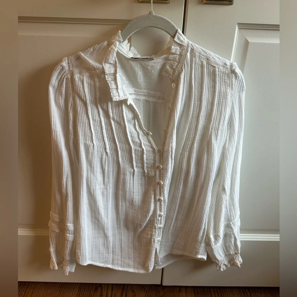 Faherty White Ruffled Button-Front Blouse - Picture 1 of 6